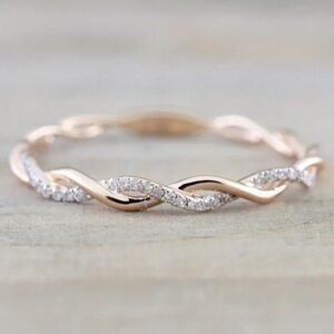 NEW Elegant Simple Infinity Diamond Rose Gold Twist Ring